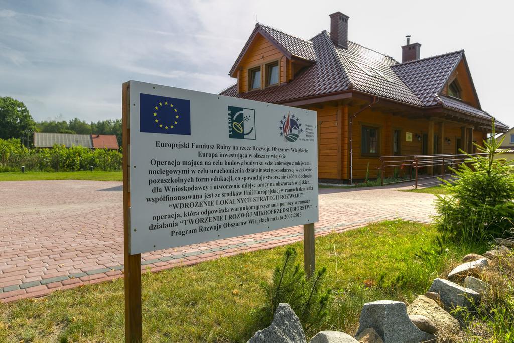 Osrodek Szkoleniowy Za Lasem Syców Exteriör bild